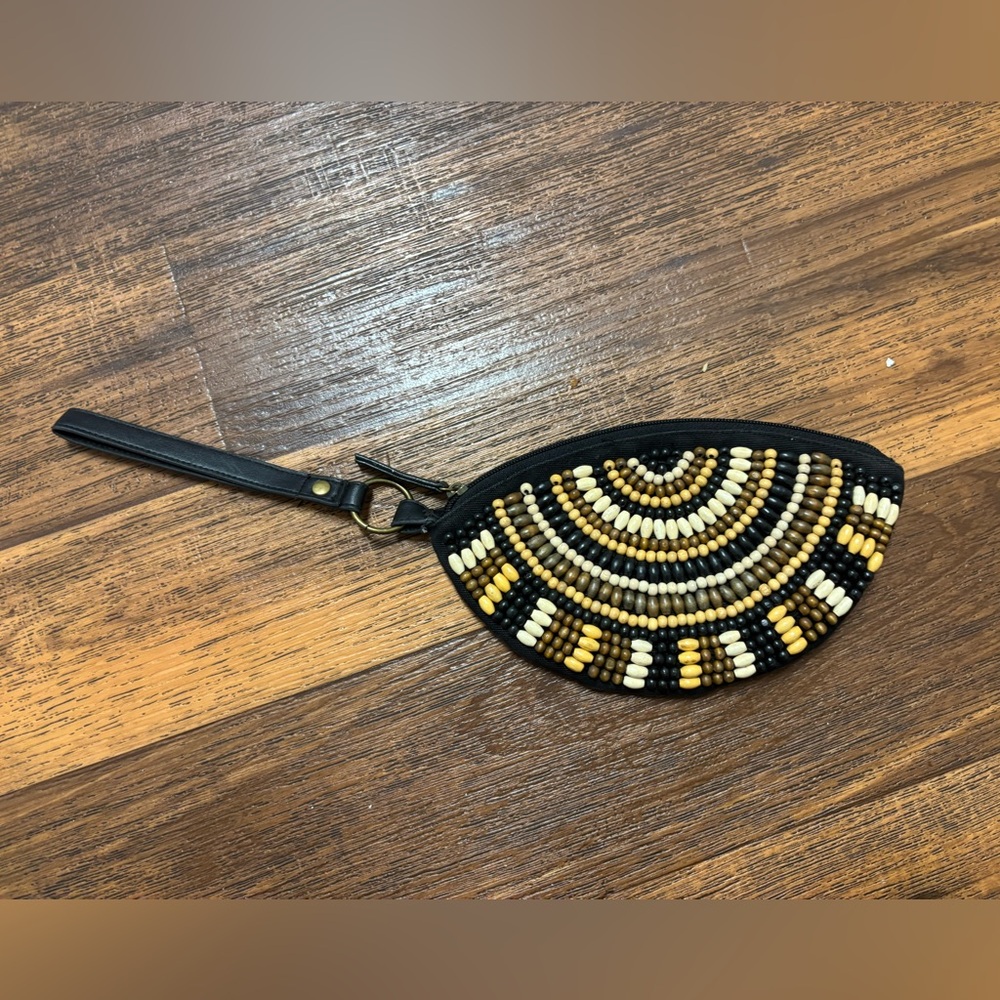 Old Navy Classic Black Pouch